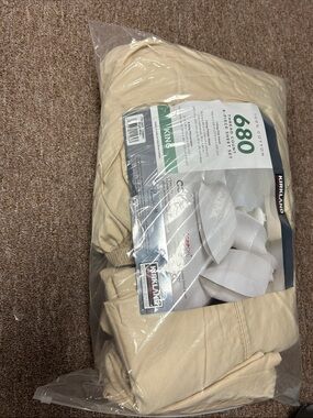 Kirkland Signature King Sheet Set in Beige/Cream